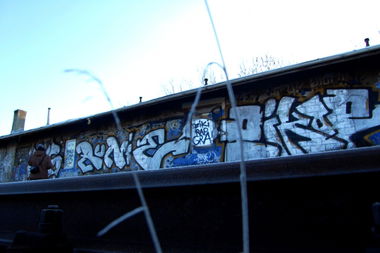 Graffiti Bombing - Photo by RUNIZ - runiz, poland (2011)
