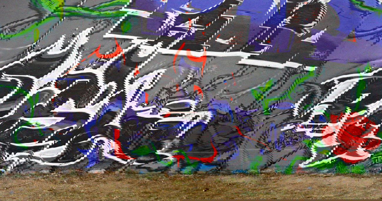 Graffiti Wall in Kosice - Photo by RUSL - rusl, loveletters, white (2009)