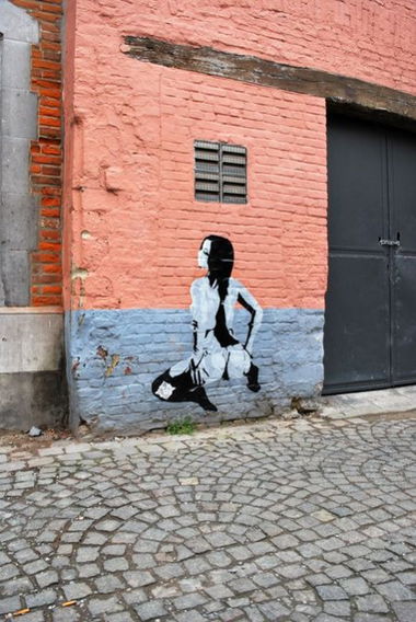 Graffiti Street Art in Bruxelles - Photo by Rafza5 - Zalez