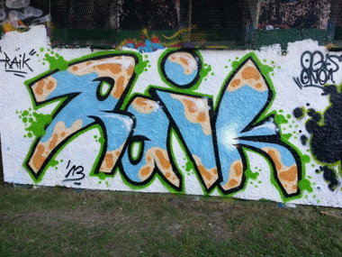 Graffiti Wall - Photo by Raik - Raik (2013)
