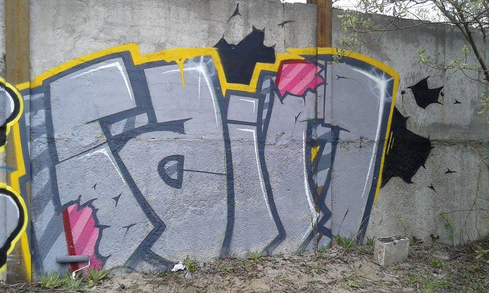 Graffiti Wall - Photo by Rain1 - rain (2014)