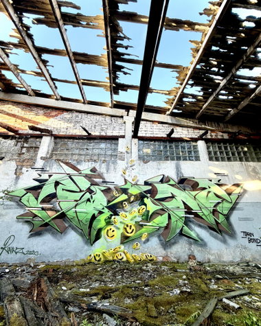 Graffiti Wall - Photo by Raitz - raitz (2026)