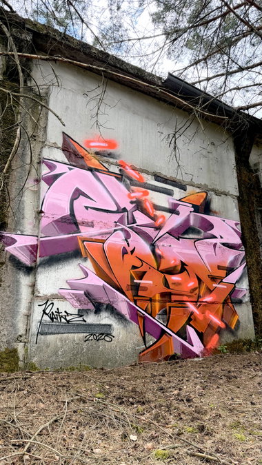 Graffiti Wall - Photo by Raitz - raitz (2026)