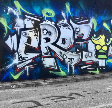 Graffiti Wall - Photo by Ramazzotti - eros, graffiti