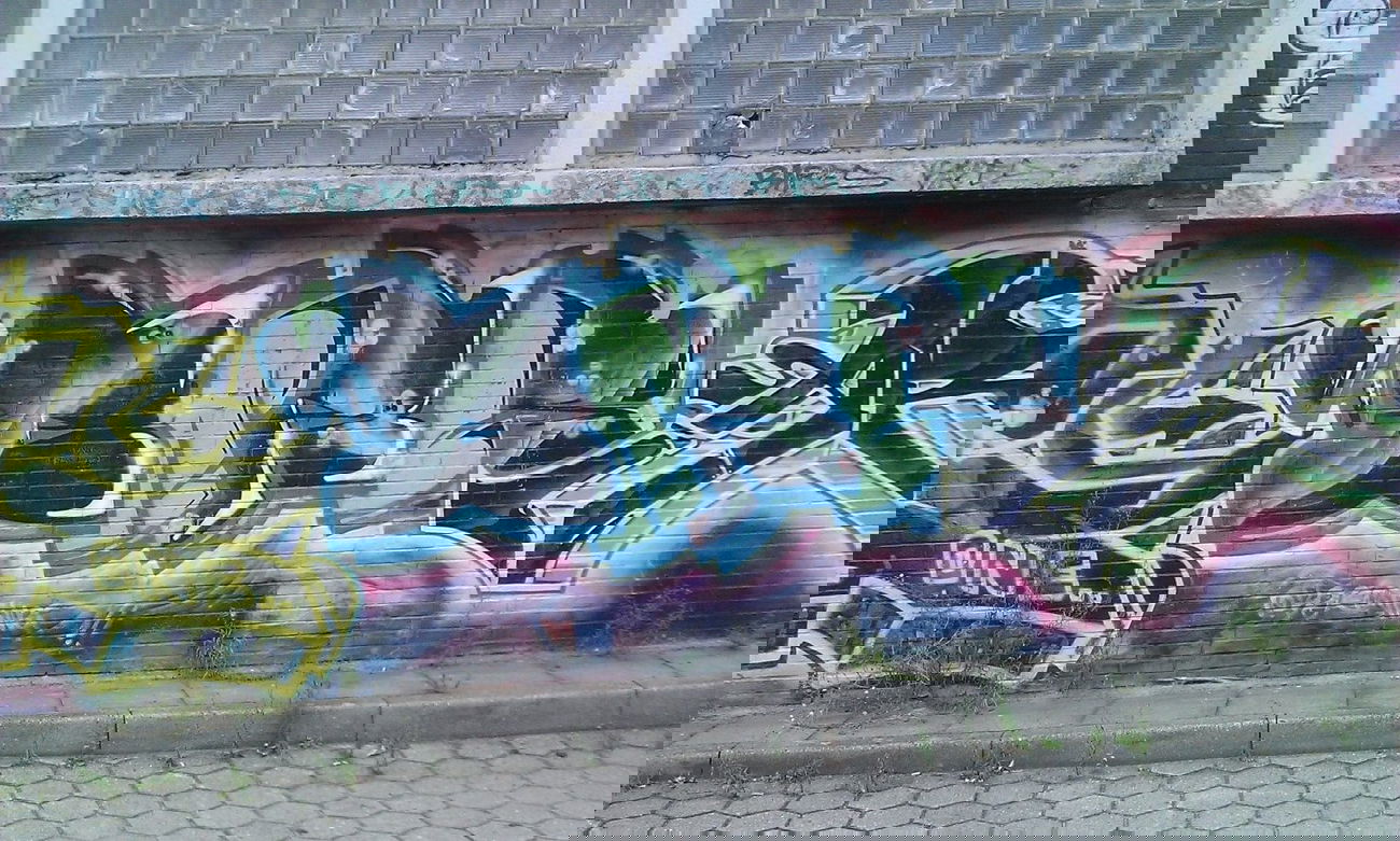 Graffiti Wall - Photo by Rames - Bares, brd