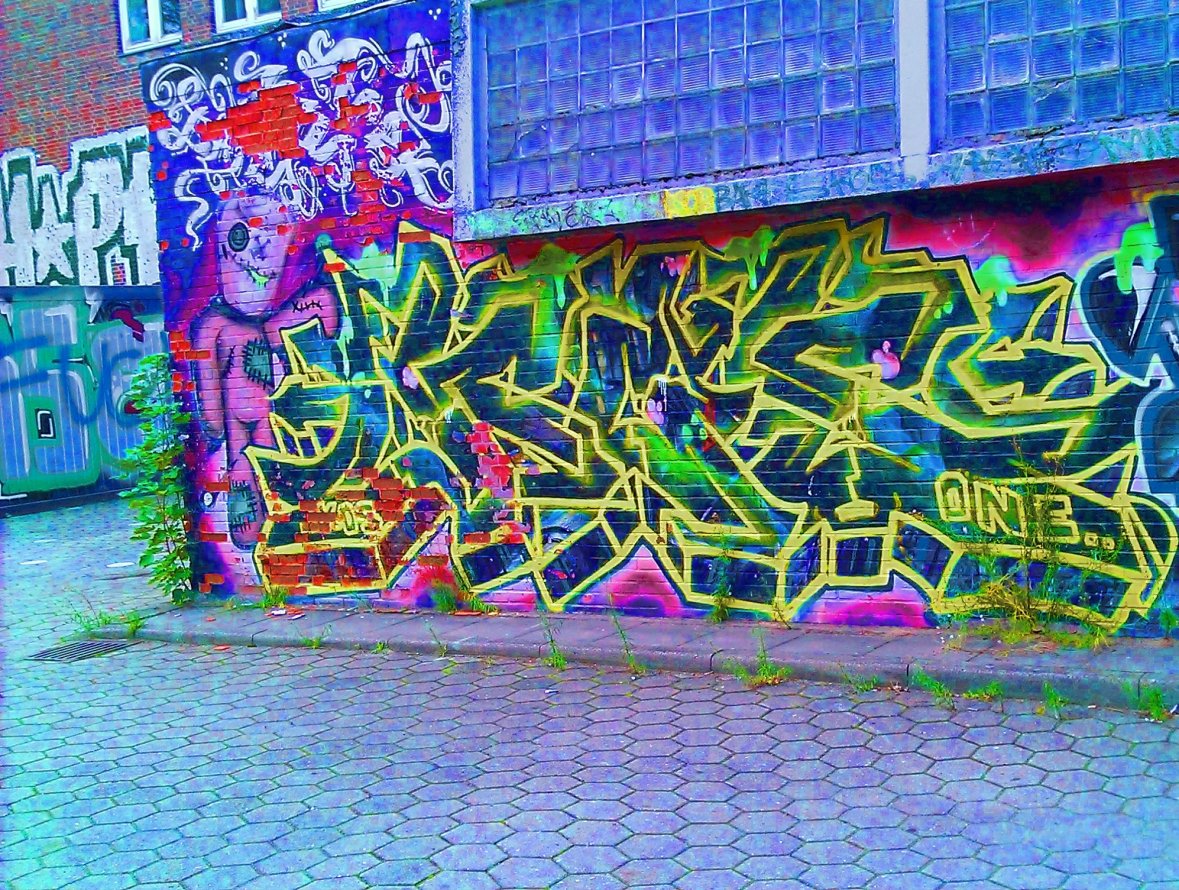 Graffiti Wall - Photo by Rames - kos, brd