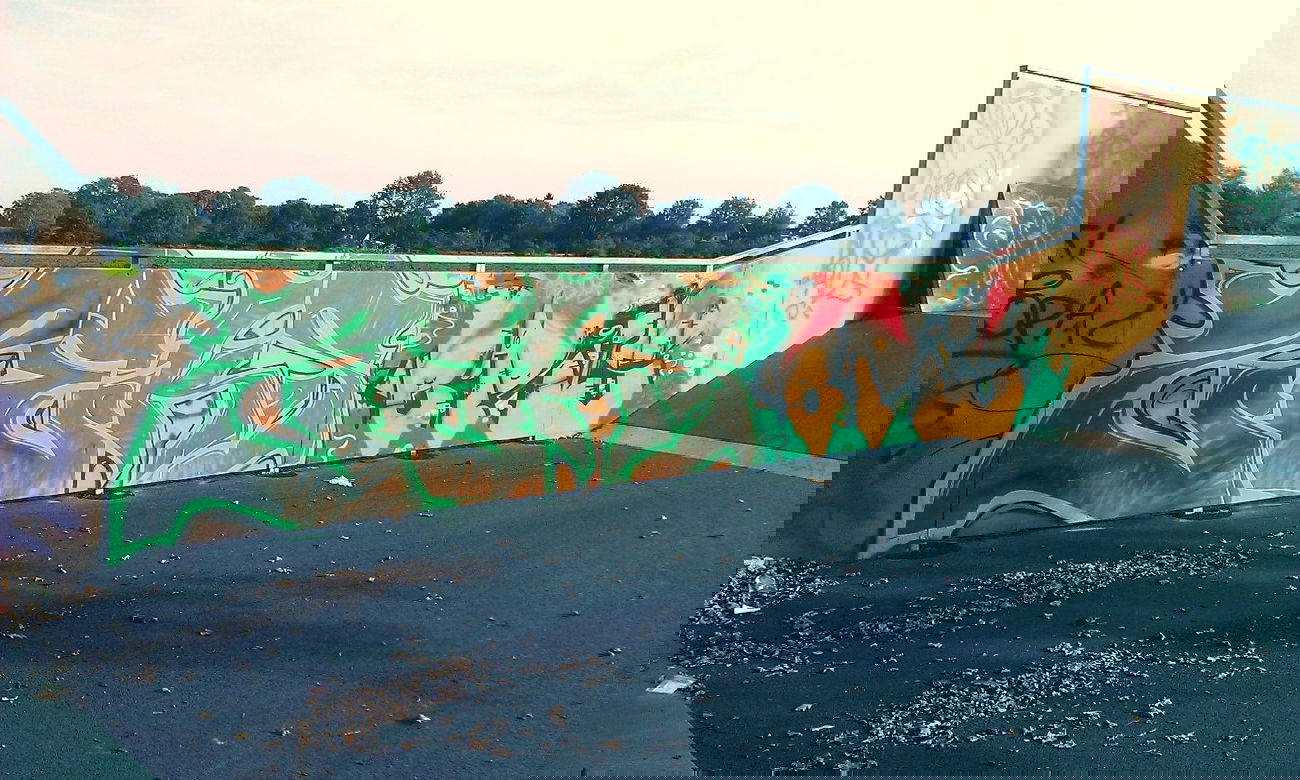 Graffiti Wall - Photo by Rames - zeks, baris, brd