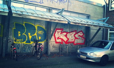 Graffiti Bombing - Photo by Rames - brd, kos (2012)