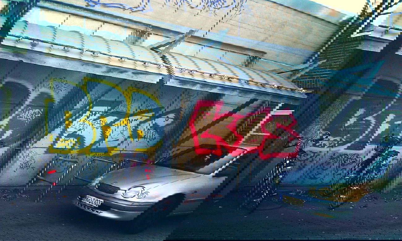 Graffiti Bombing - Photo by Rames - brd, kos (2012)