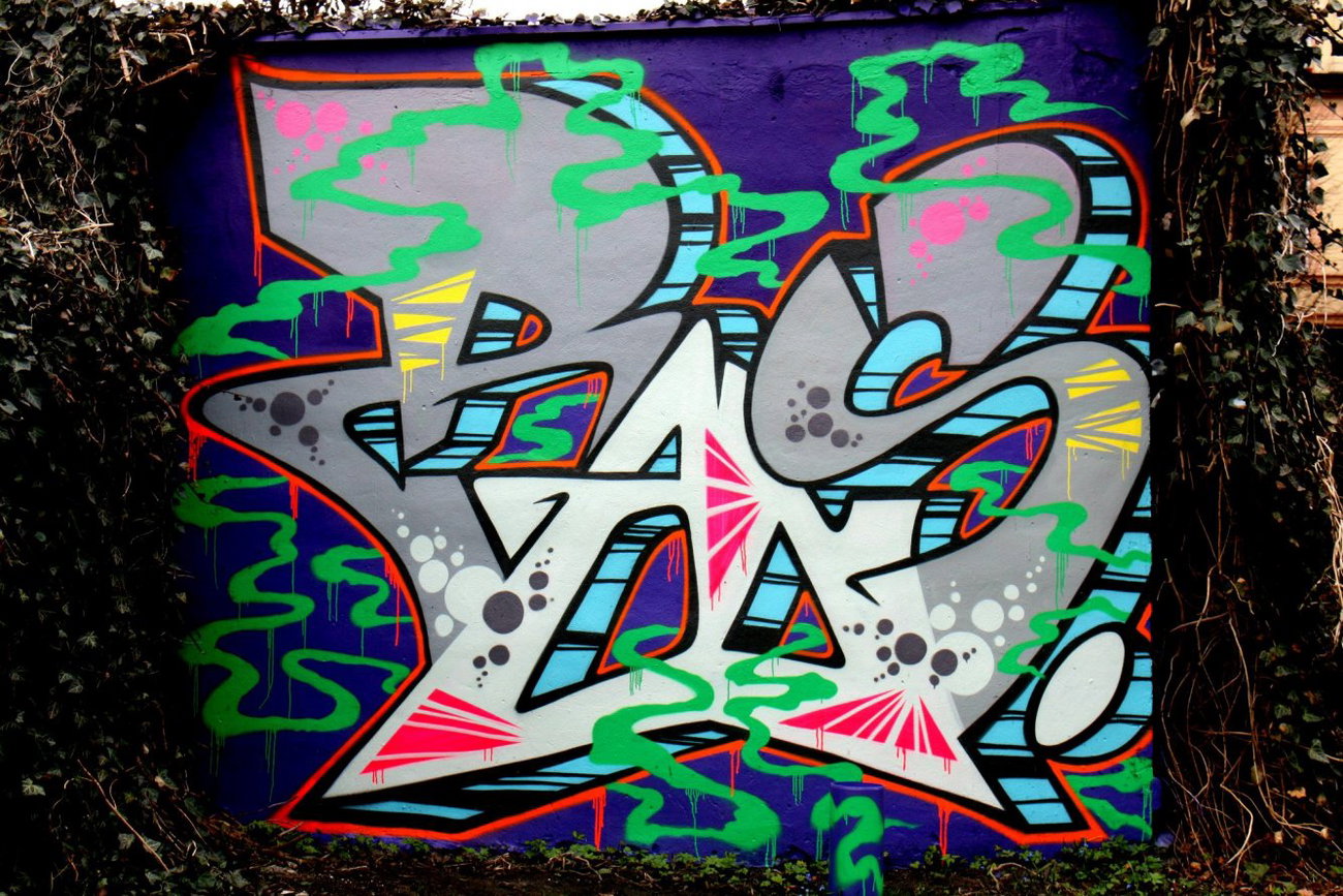 Graffiti Wall - Photo by Rans