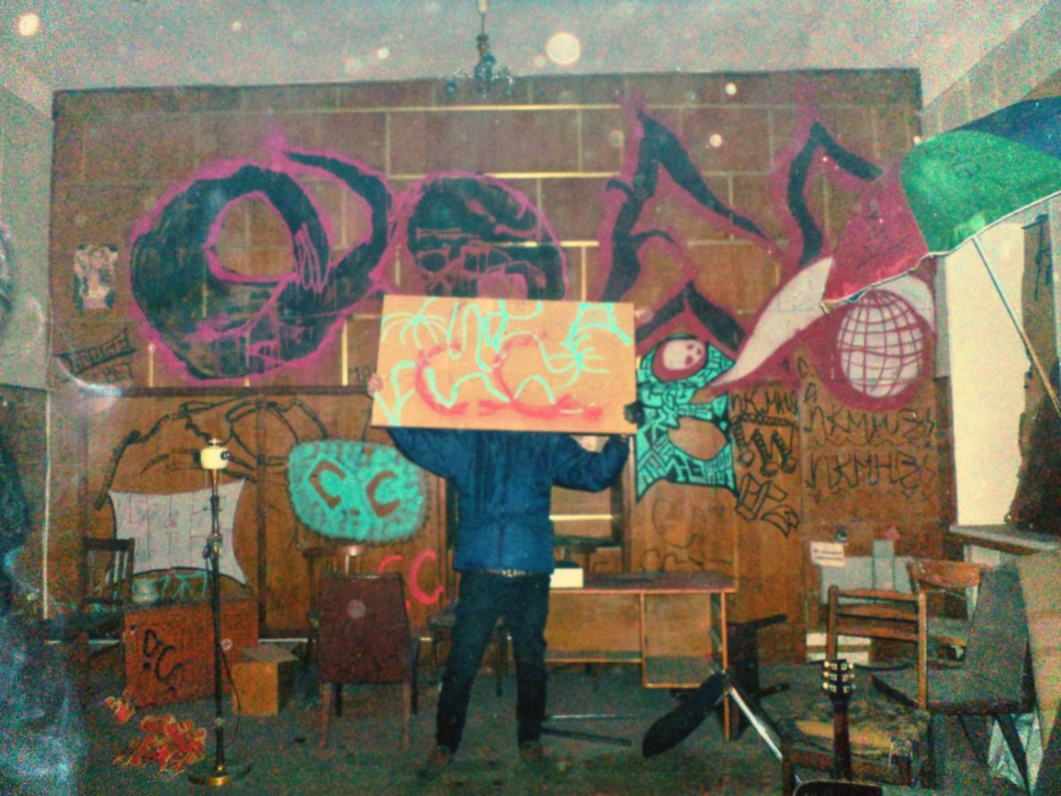 Graffiti Artwork in Kyiv - Photo by Raphael - poplavok, pk, elda (2013)