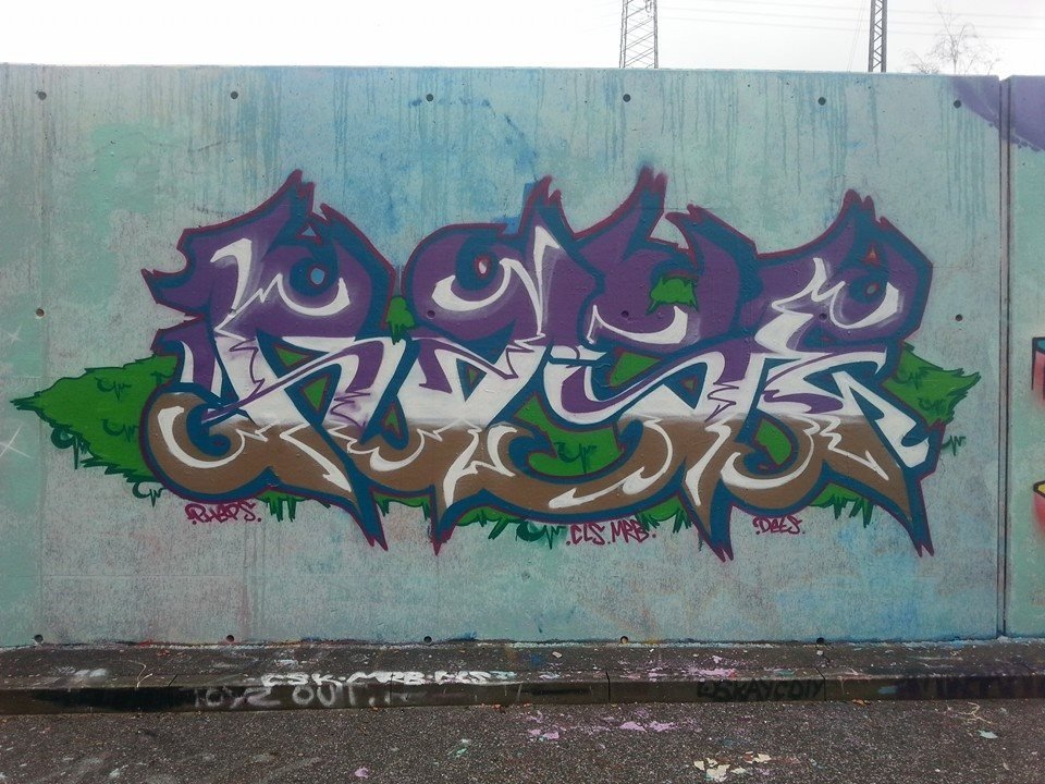 Graffiti Wall - Photo by RaseTwo