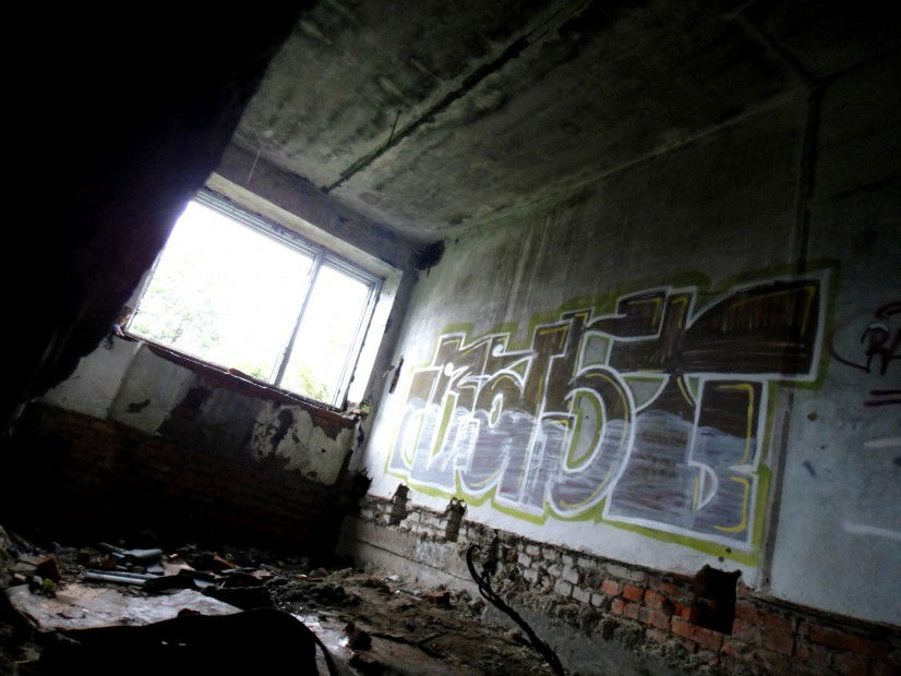 Graffiti Bombing - Photo by Rast