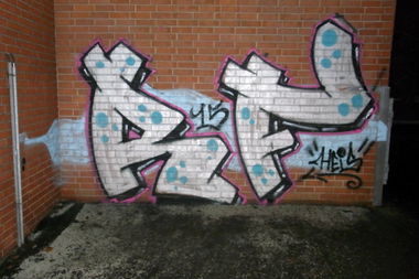 Graffiti Bombing - Photo by Rastrf - rf, heis, lüneburg
