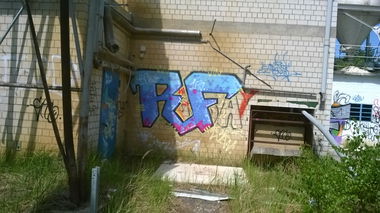 Graffiti Wall - Photo by Rastrf - rf