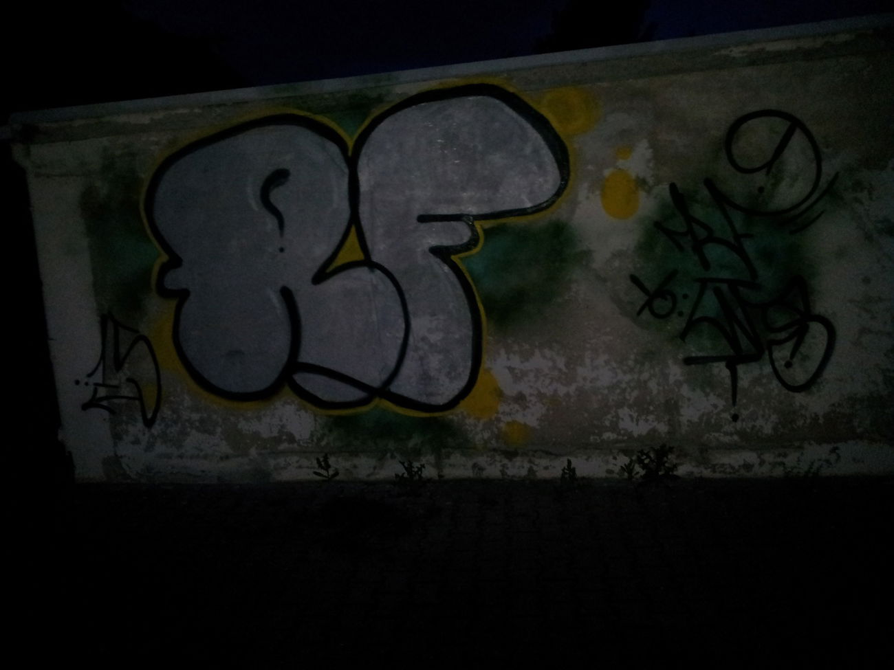 Graffiti Wall - Photo by Rastrf - Rf, Rast, Auks