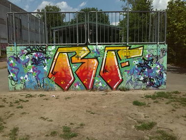 Graffiti Bombing - Photo by Rastrf - rast, rf, auks
