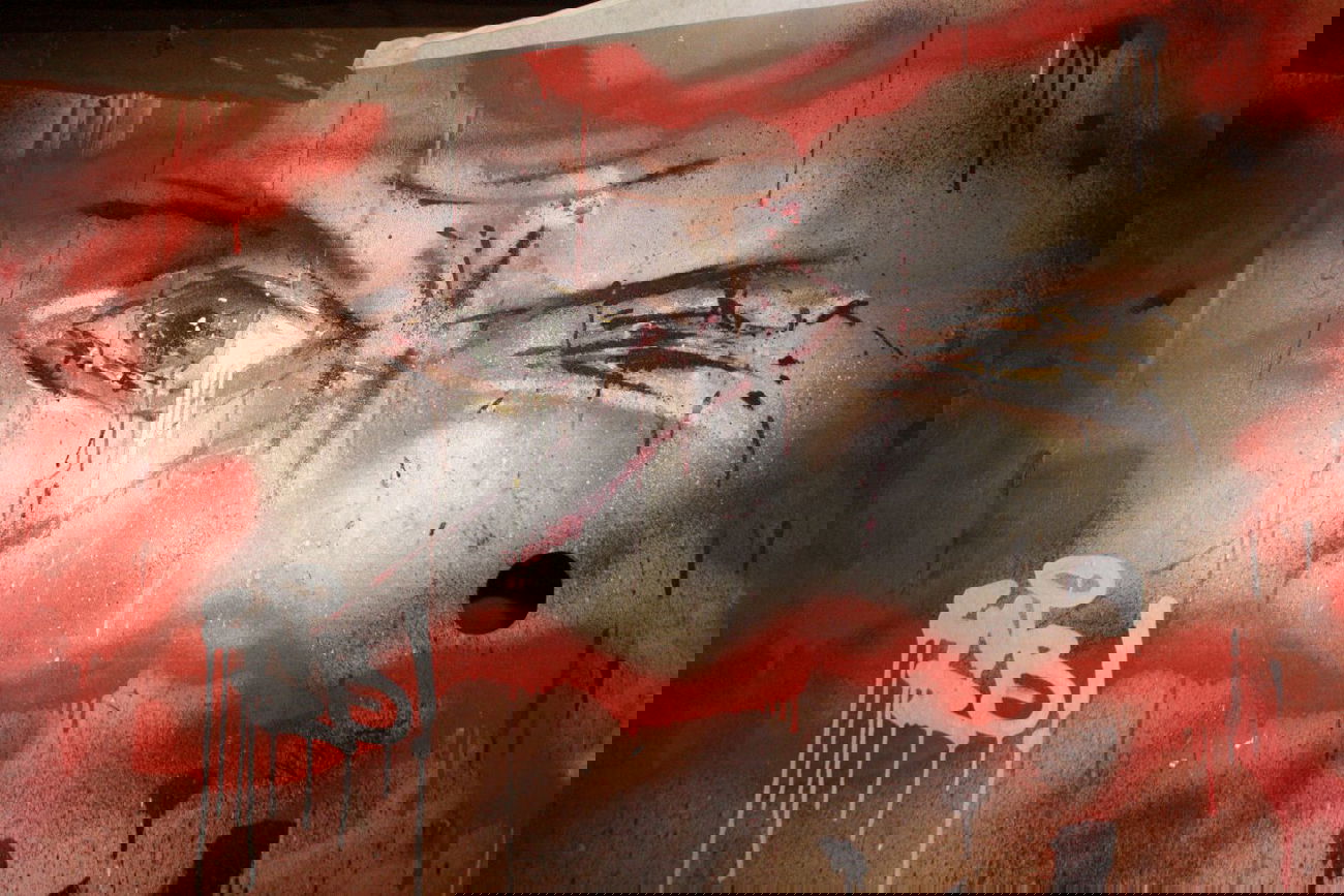 Graffiti Artwork in Tula - Photo by RayOne - canvas, rayone, aznob (2012)