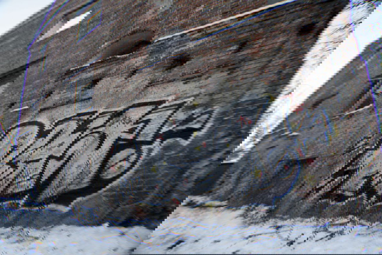 Graffiti Bombing in Tula - Photo by RayOne - rayone, winter, aznob (2012)