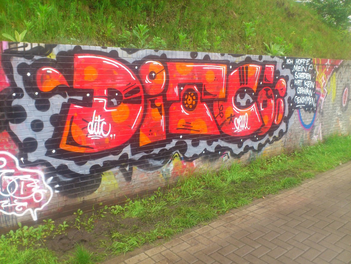 Graffiti Wall - Photo by Razional - DITC (2014)