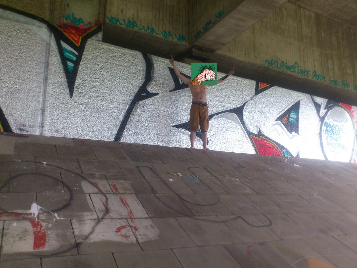 Graffiti Wall in Oldenburg - Photo by Razional - VZA (2014)