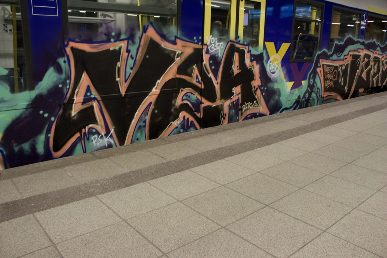 Graffiti Train - Photo by Razional - VZA