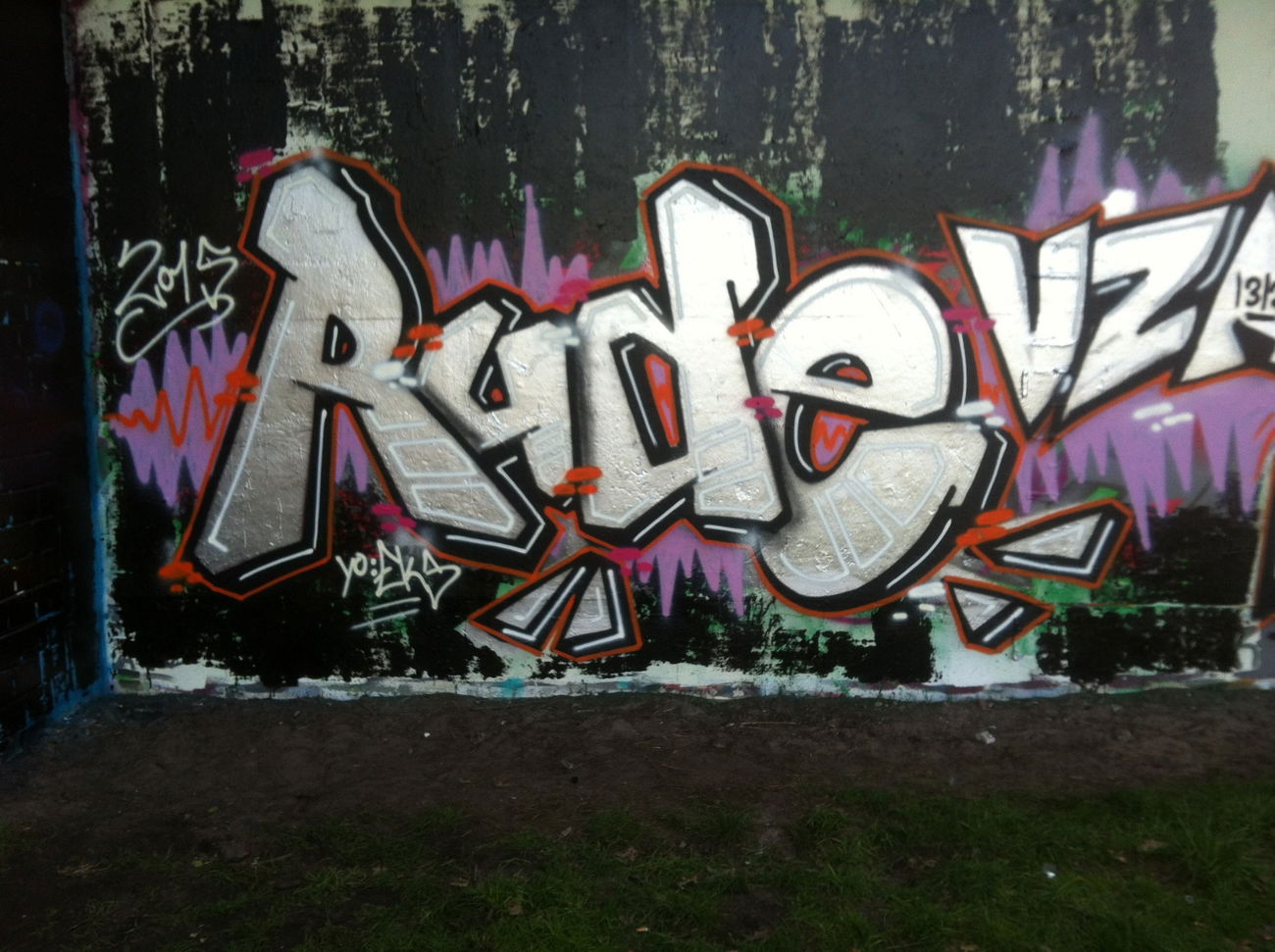 Graffiti Wall - Photo by Razional - VZA