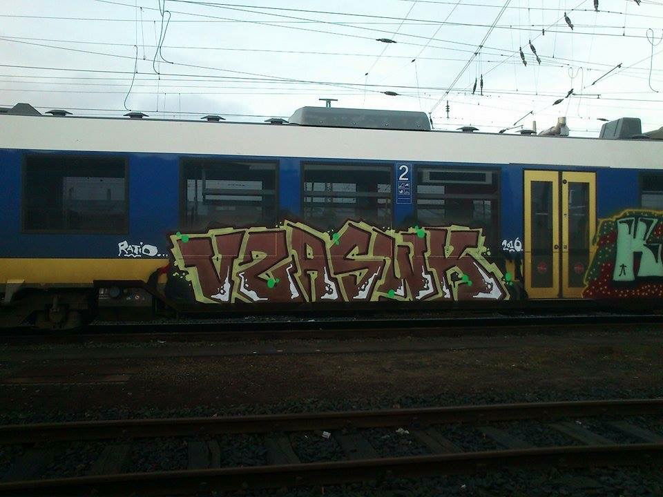 Graffiti Train - Photo by Razional - VZA, SWK
