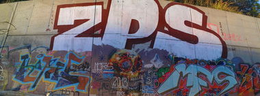 Graffiti Bombing in Belgrade - Photo by ReaK - reak, graffiti (2013)