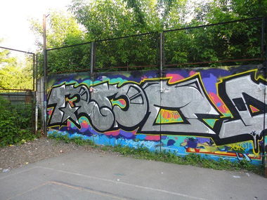 Graffiti Wall - Photo by RealDopeTrip - Dekt (2014)