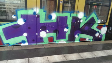 Graffiti Train - Photo by RealGOG - HK