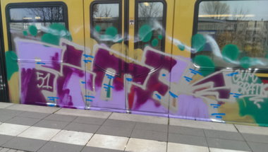 Graffiti Train - Photo by RealGOG - FIOE, TLS, NHS