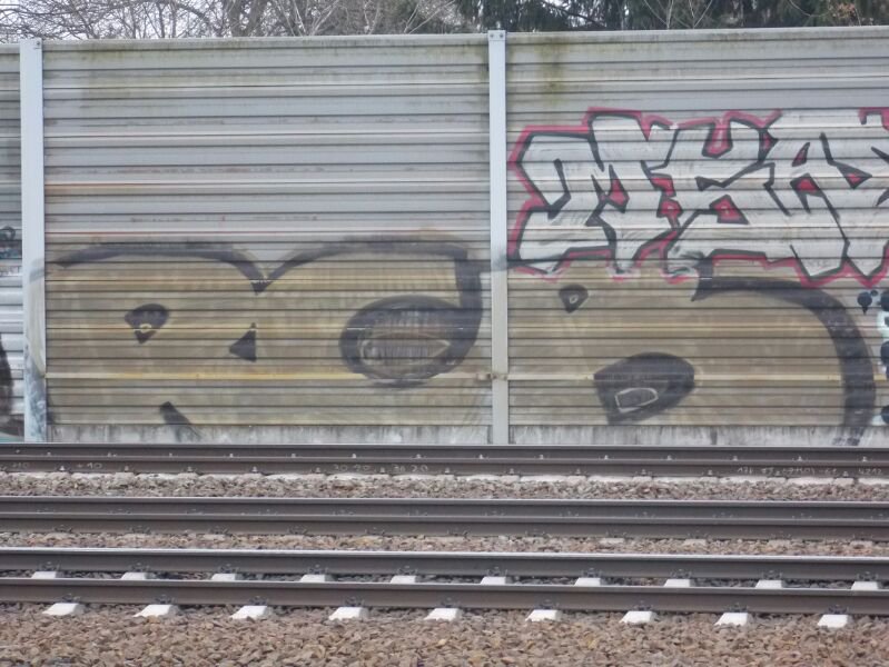 Graffiti Bombing - Photo by RealGOG - RCB, BERLIN