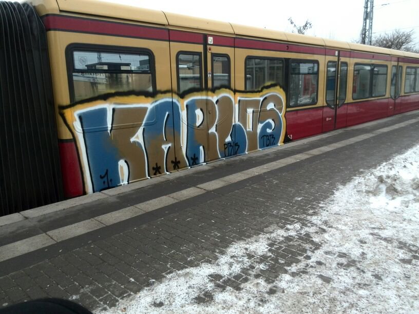 Graffiti Train - Photo by RealGOG - KARLOS, PRK, TBR