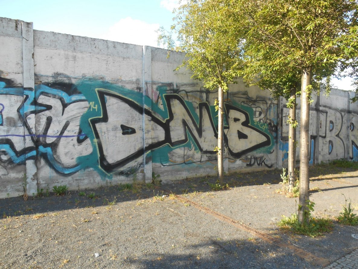 Graffiti Wall - Photo by RealGOG - DNB, Berlin