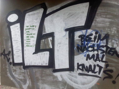 Graffiti Bombing - Photo by RealGOG - ILT