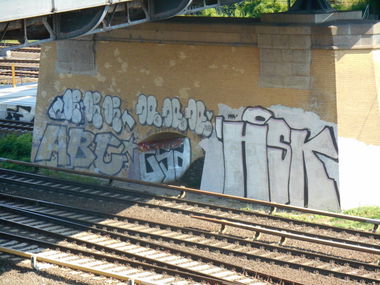 Graffiti Bombing - Photo by RealGOG - HSK, ABC, Berlin