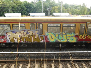 Graffiti Train - Photo by RealGOG - Magu, Magoo, quis