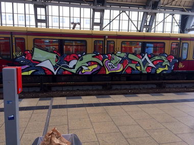 Graffiti Train - Photo by RedOrBlue - Bio, RWRZ, Railway