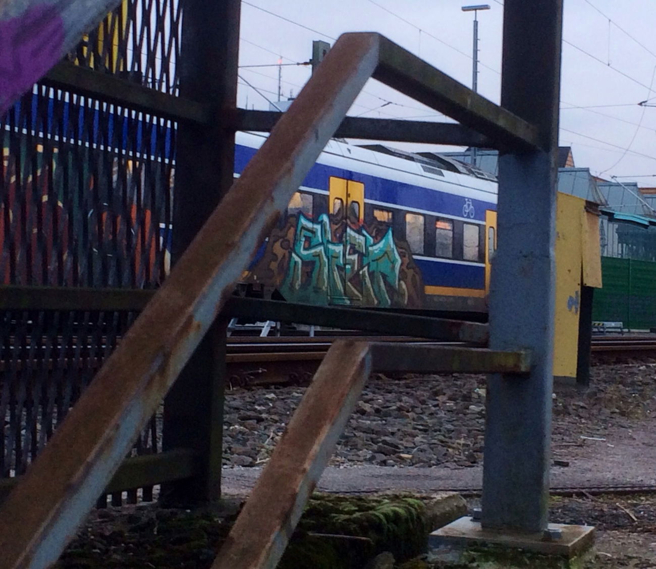 Graffiti Train - Photo by RedOrBlue - Siet, Bremen