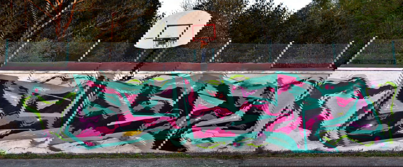 Graffiti Wall in Skórka - Photo by ReefaPlay