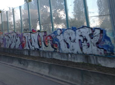 Graffiti Bombing in Kamen - Photo by Regenman