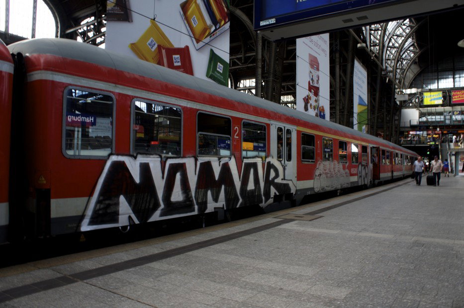 Graffiti Train in hamburg - Photo by Reimemonster - nomor, 180