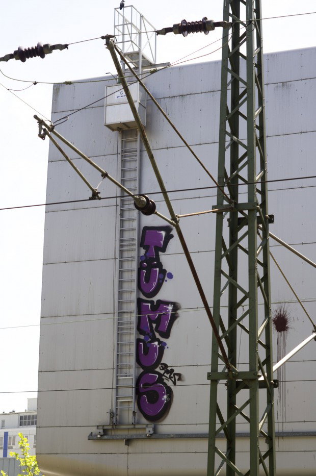 Graffiti Wall in hamburg - Photo by Reimemonster - tümus, qms