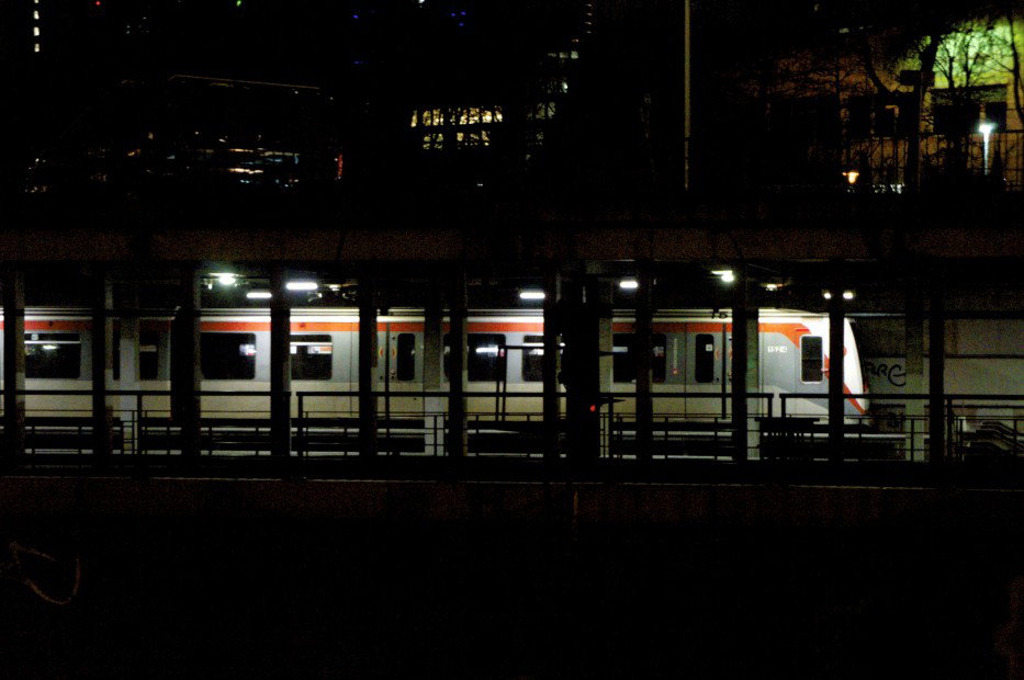 Graffiti Train in Hamburg - Photo by Reimemonster