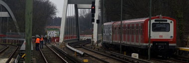Graffiti Train - Photo by Reimemonster