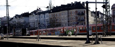 Graffiti Train in hamburg - Photo by Reimemonster - apris, kied