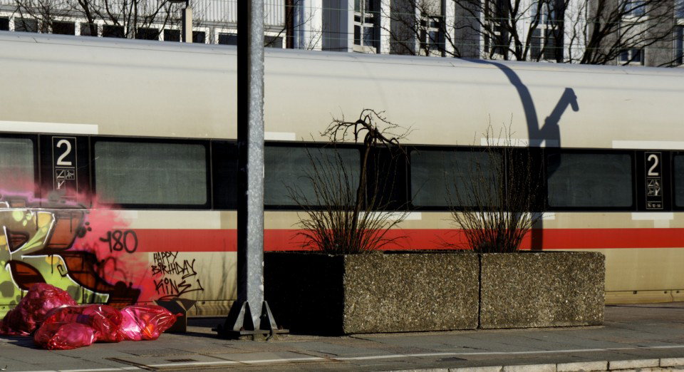 Graffiti Train in hamburg - Photo by Reimemonster - nomor, 180