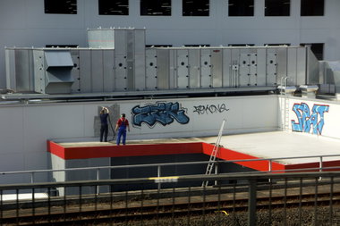 Graffiti Wall in hamburg - Photo by Reimemonster