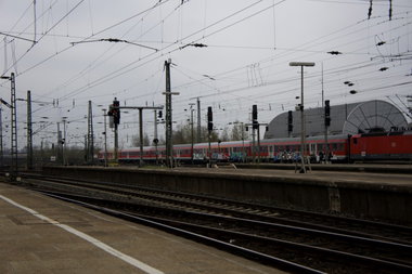 Graffiti Train in hamburg - Photo by Reimemonster